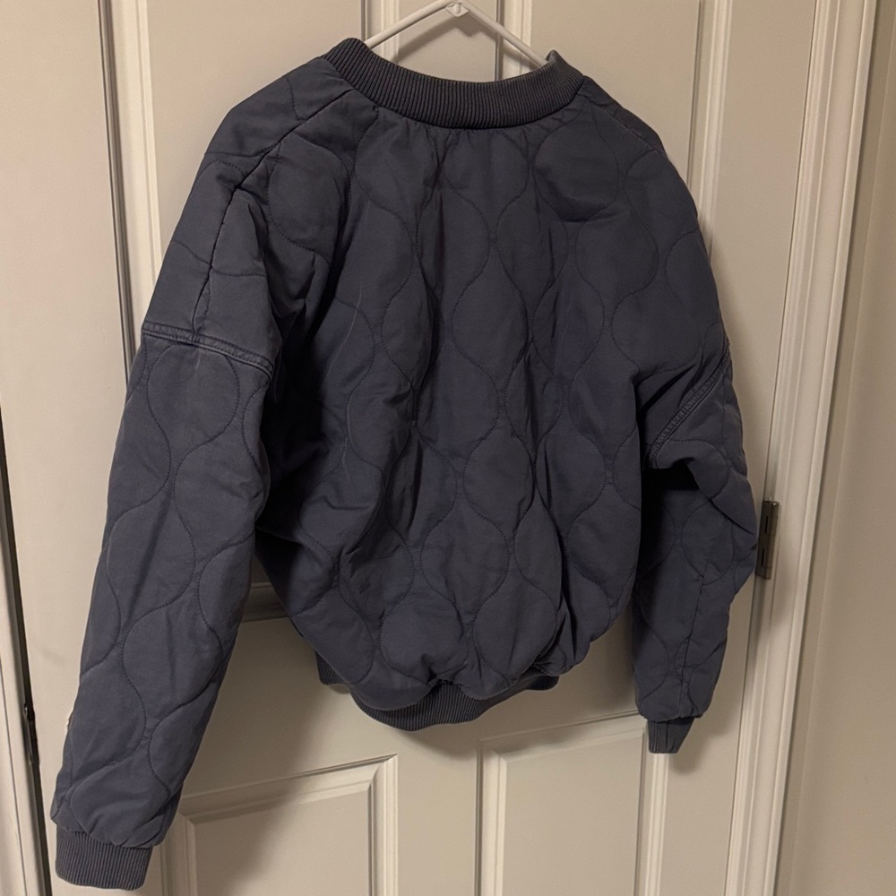 Universal Thread Quilted Bomber Jacket in Charcoal - Picture 3 of 4